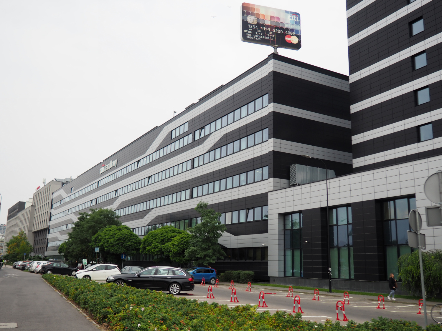 Zdjęcie architektury budynku Centrala Banku Handlowego SA (obecnie Banku Citi Handlowy SA)